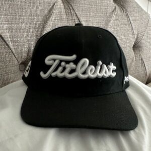 Titleist Golf Tour Wool Snapback Hat - Black